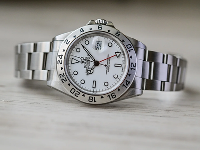極地白的永恆魅力—— 勞力士 Rolex Explorer II 16570 T<25 White Dial 經典重寫