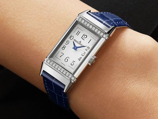 在翻轉之間，時間學會了溫柔—— 積家 Jaeger-LeCoultre Reverso One Q3288420