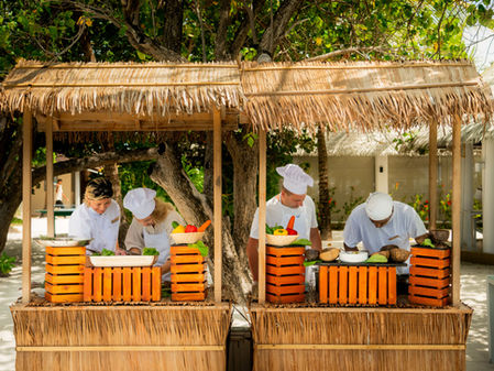 Sun Siyam Vilu Reef Showcases the Soul of Maldivian Cuisine Through Its Signature “Kandu Kukulhu” Cooking Experience