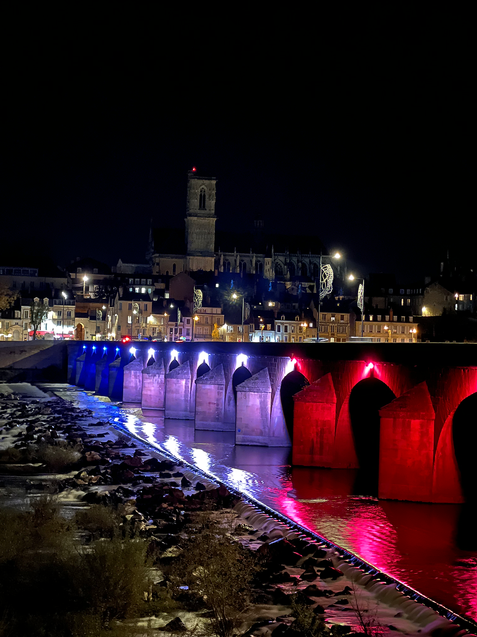 Pont de Loire illuminé