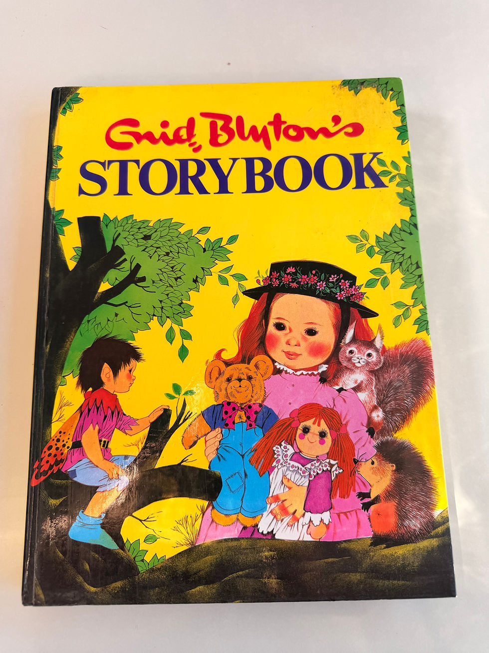 STORYBOOK by Enid Blyton