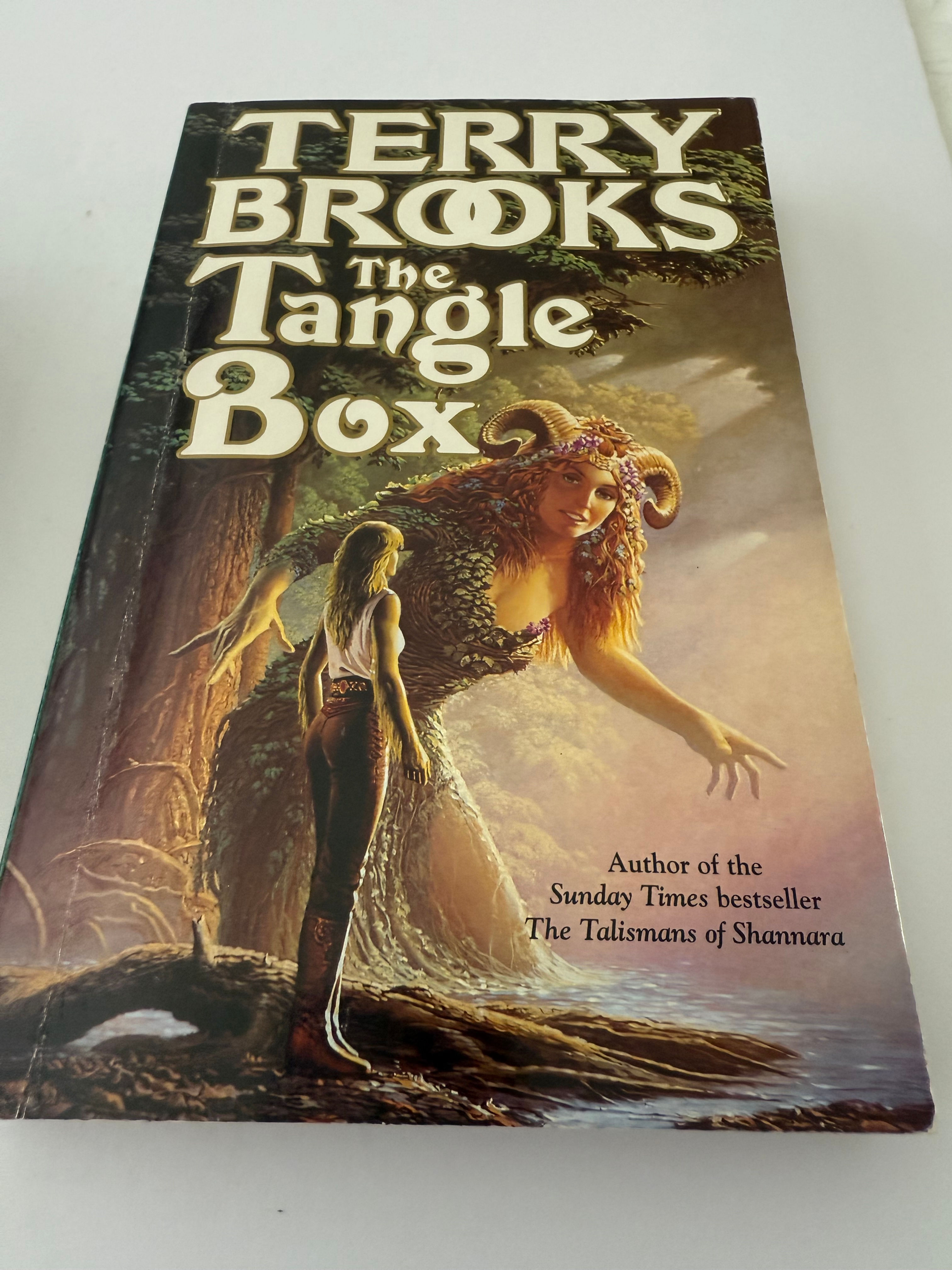 The Tangle Box - Magic Kingdom of Landover by Terry Brooks
