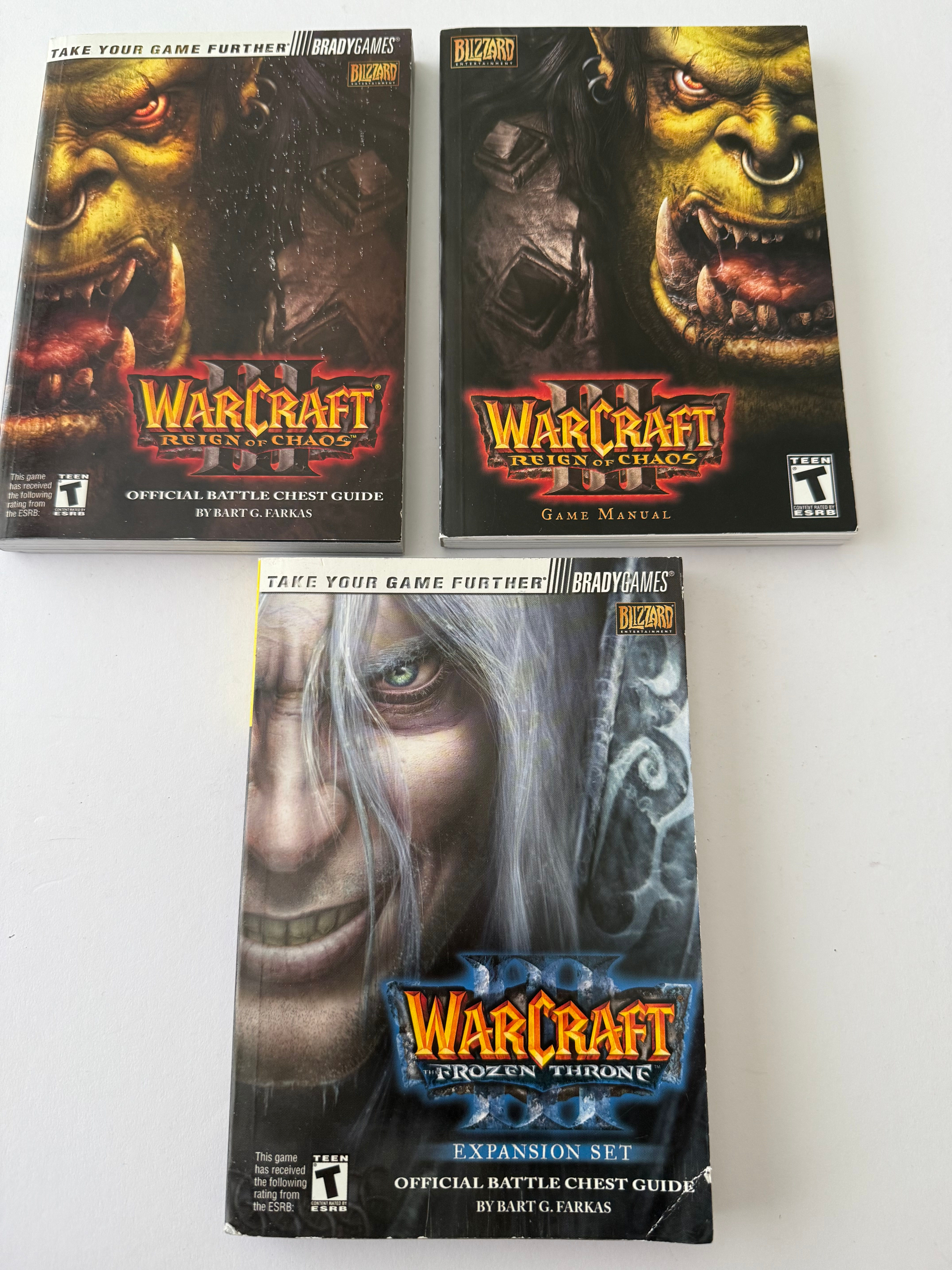 Warcraft Reign of Chaos Game Manuels and Frozen Throne Expansion Set