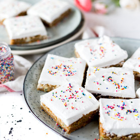 Blondies with Icing