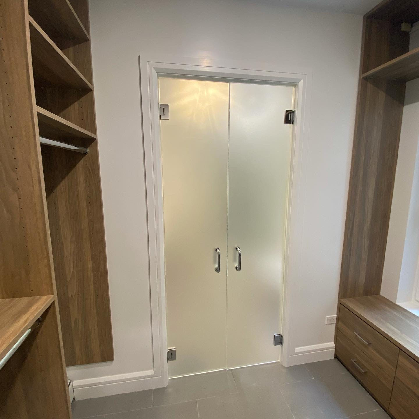 CE471C63-DC59-4E41-904E-B303B10D61D6