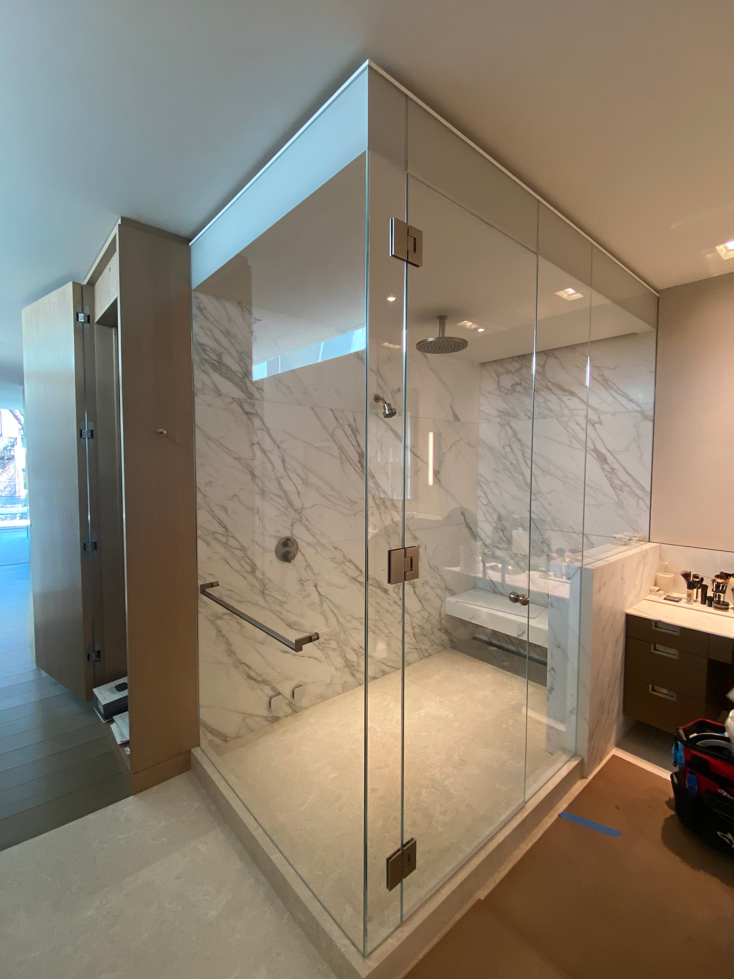 70317895960__48797D6D-8139-4F39-8BD5-23E270F64B43