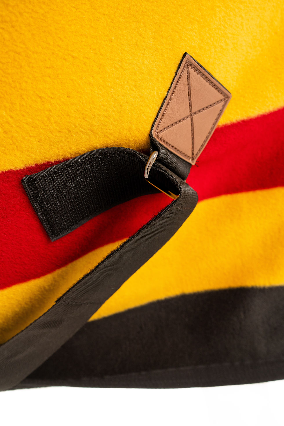 Miniatyrbild: Horseware newmarket fleece cooler - witney gold