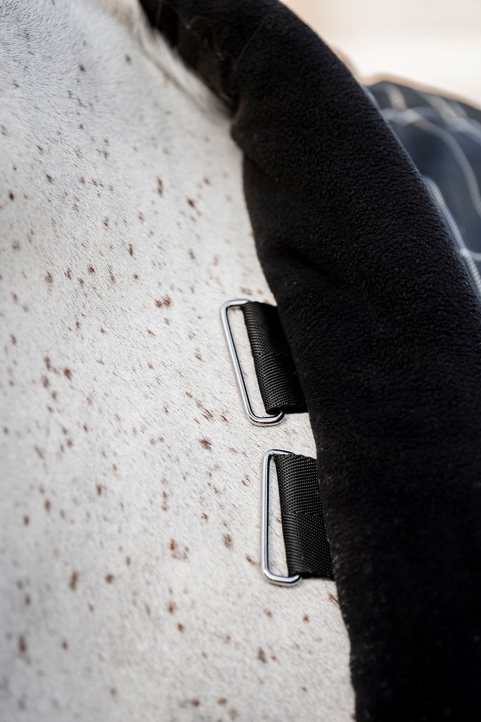 Miniatyrbild: Rhino stable medium 250g vari-layer - black/grey/white