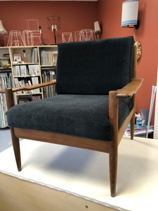 Atelier les Demoiselles fauteuil scandinave.jpeg