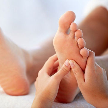 Füße brauchen Liebe_ Die perfekte Fußmassage.jpg