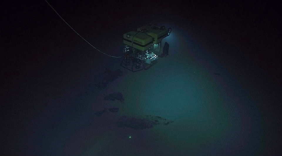 Invader Mission Laser Divebot