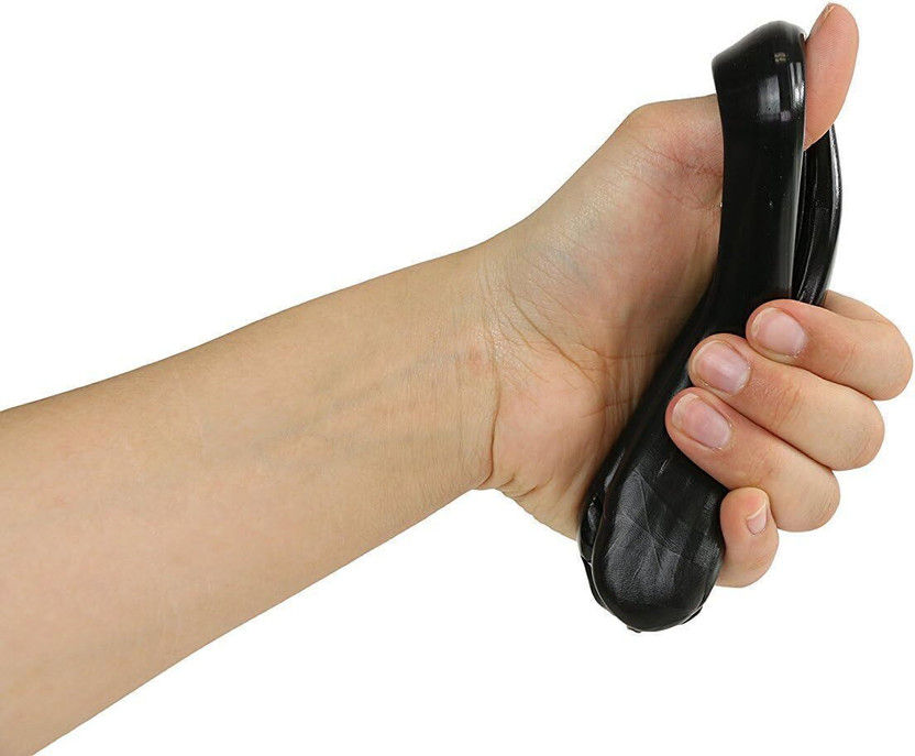 Therapy Putty Black stretch hand
