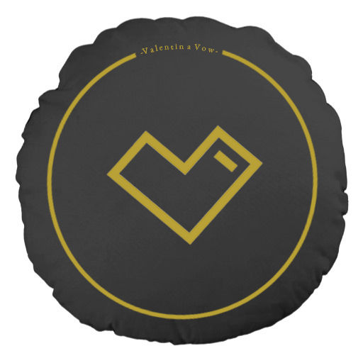 black round pillow