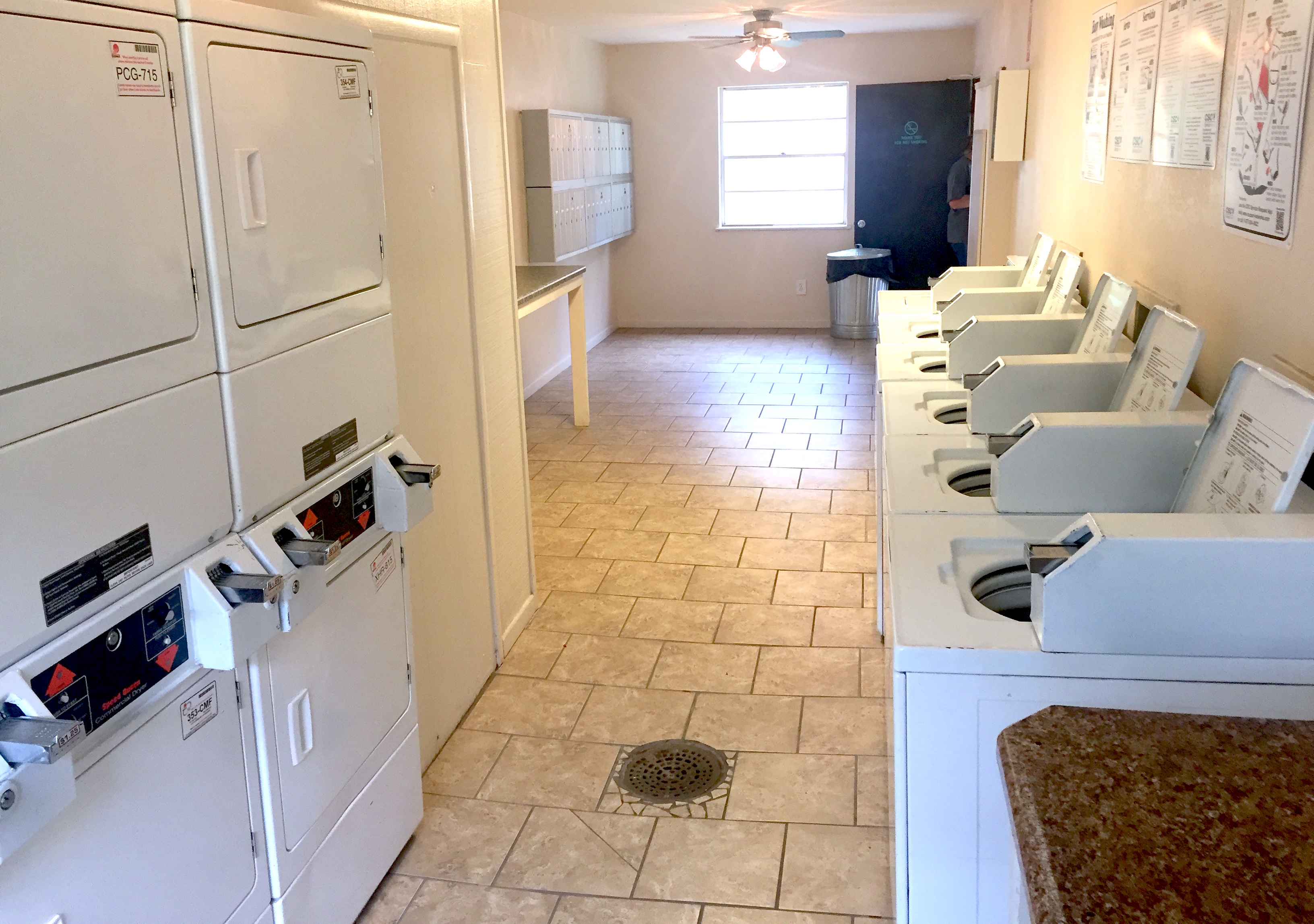 Apartments Oak Tree East Apartments