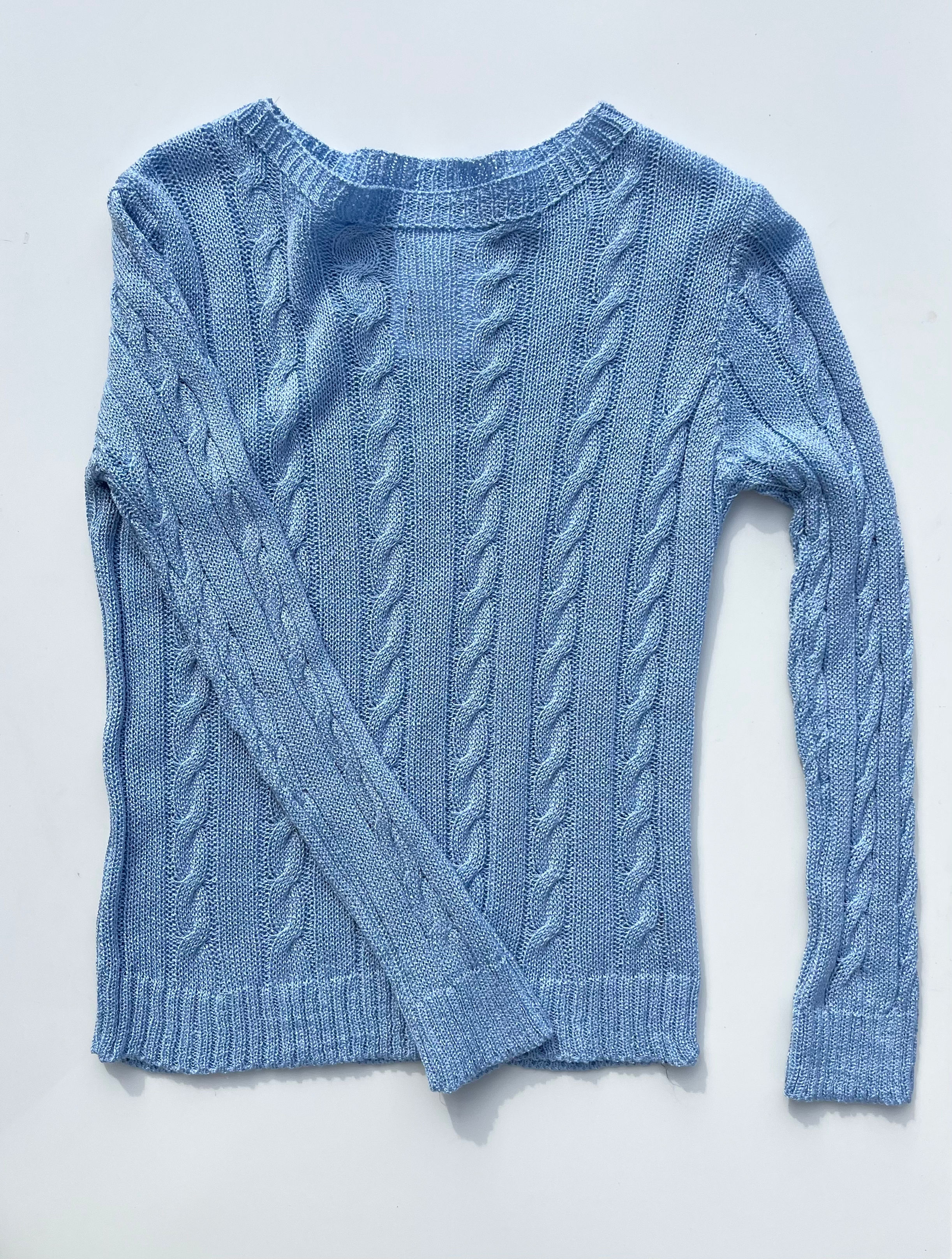 Cable knit sweater 