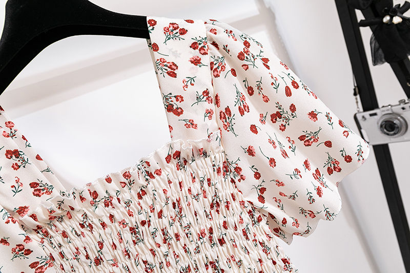 Miniatura: Floral Breeze Smocked Midi Dress
