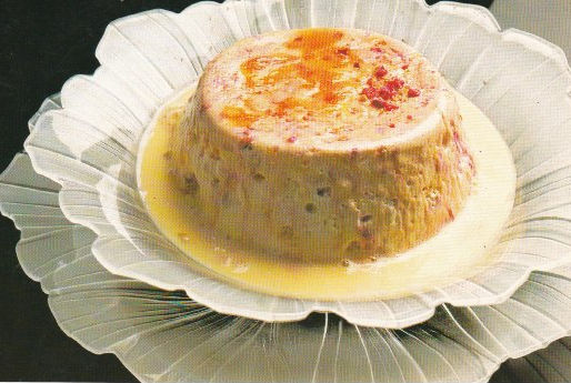 ILE FLOTTANTE AUX PRALINES ET AU COINTREAU