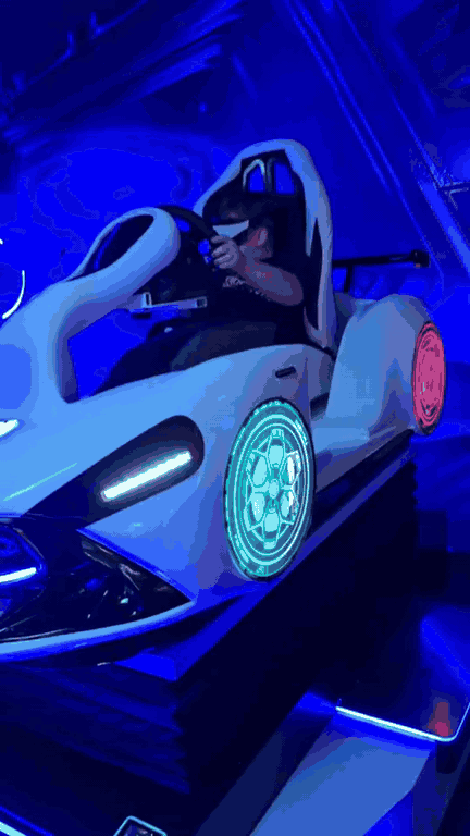 08 - karting-vr-machine-video-footer-4s.gif