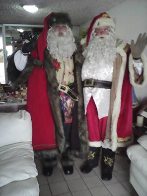 SANTA CLAUS CLONES