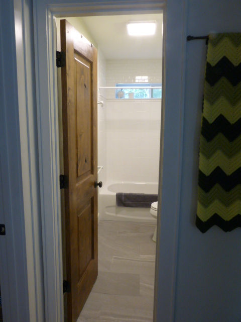 2nd Bathroom