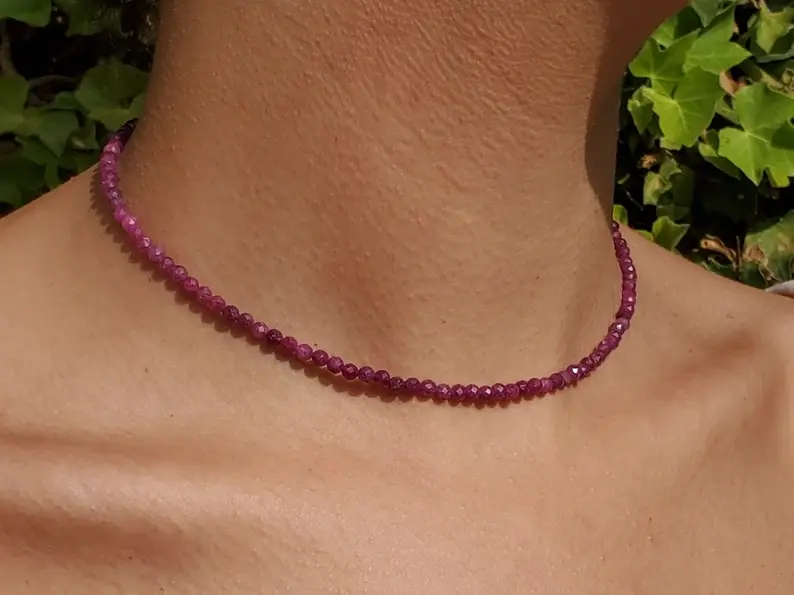 Gargantilla Rubi bolitas