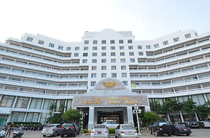 welcome hotel front.jpg