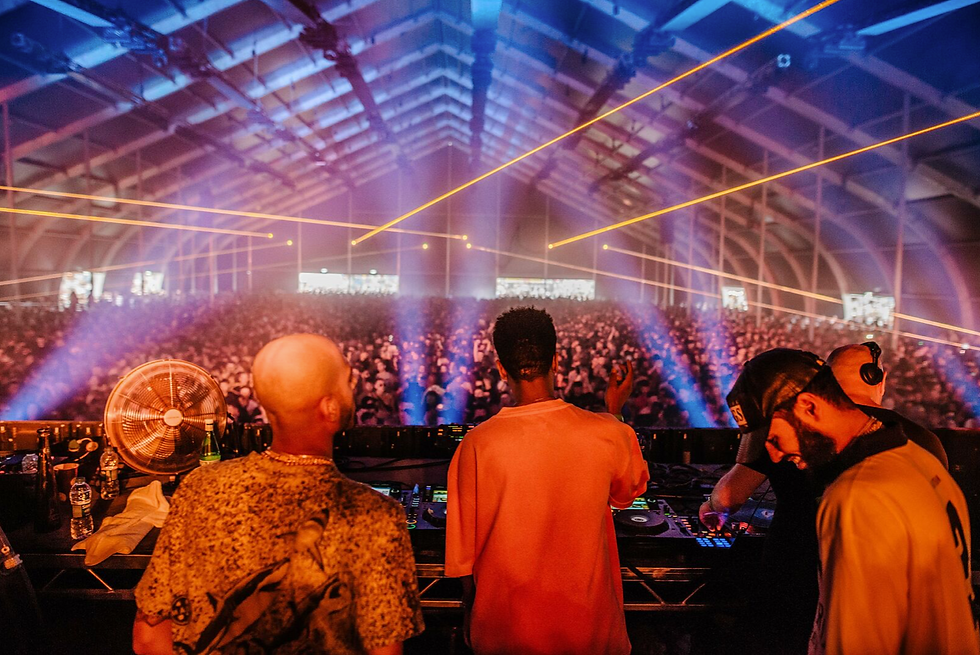 WAF05 Stage - LX + Video 10