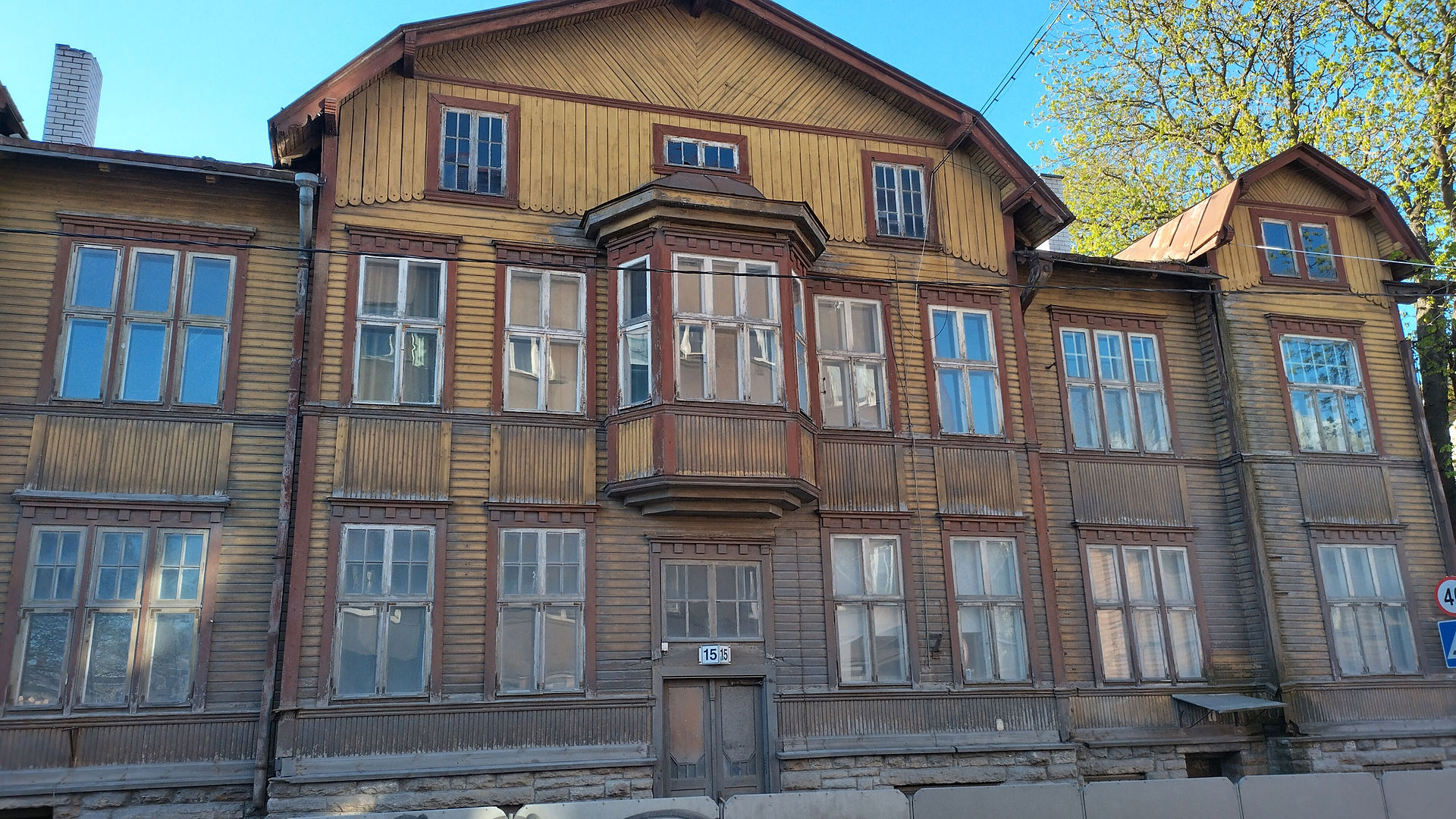 Typisches Holzau in den Tallinner Vororten