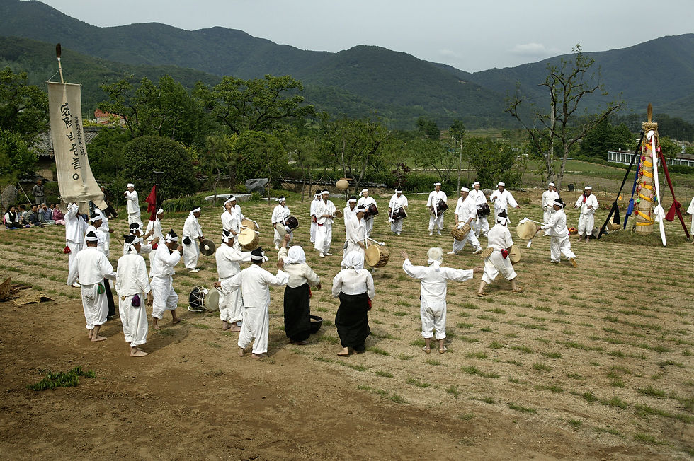 Panoramic View of Obuk Dance_Miryang Baekjung Nori_National Heritage Administration