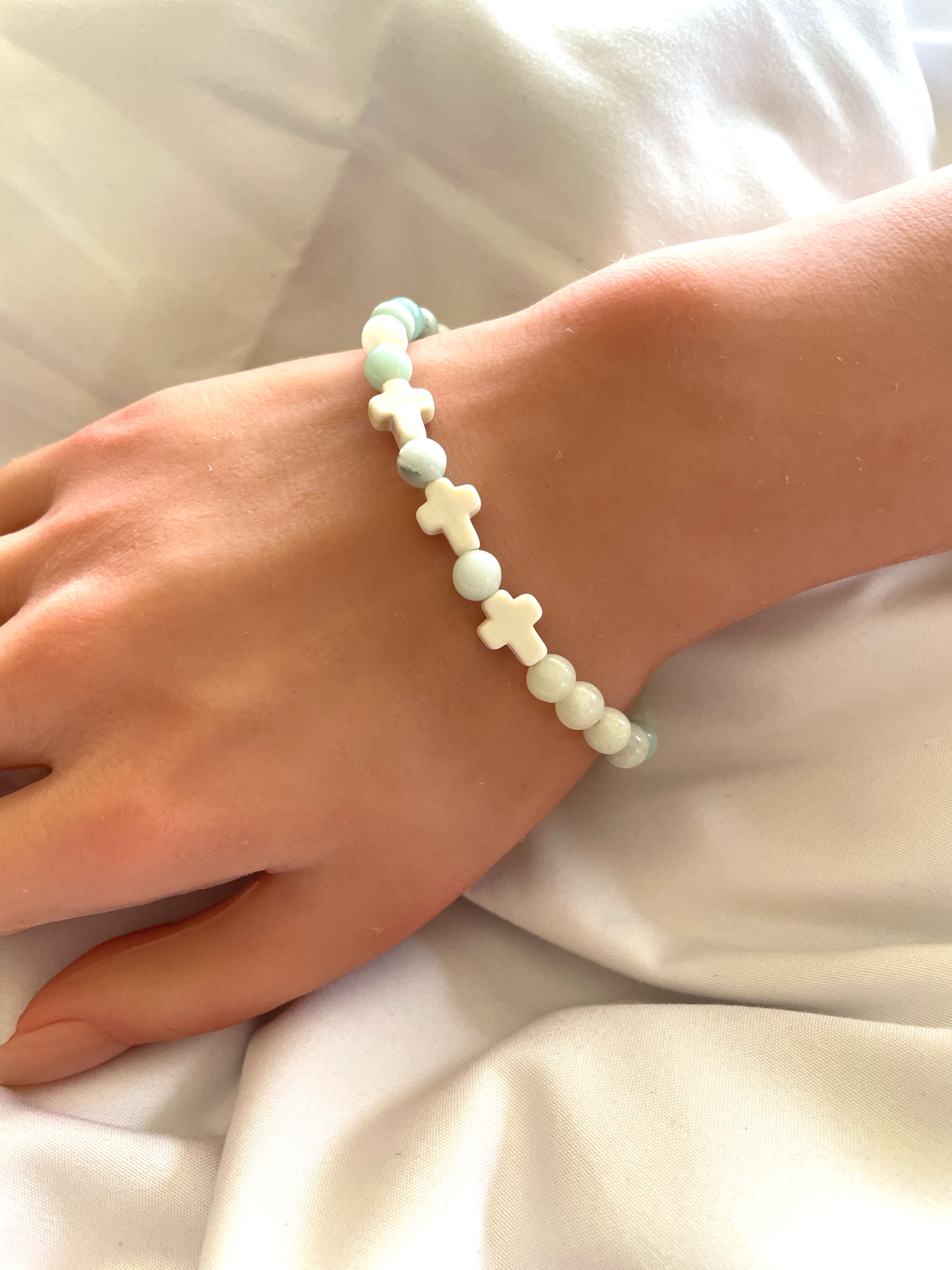 Serenity Faith Cross Stretch Bracelet