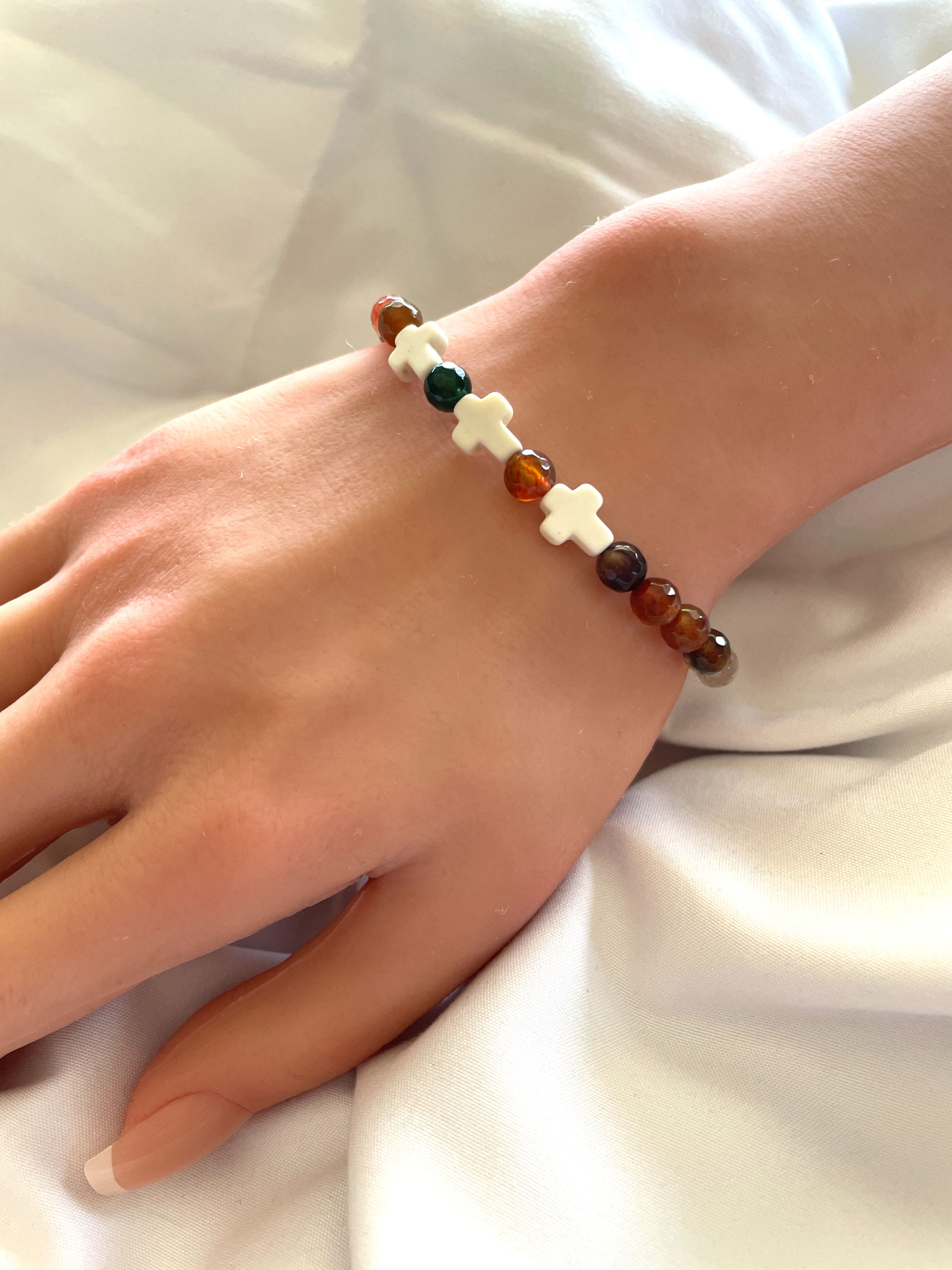 Mosaic Faith Cross Stretch Bracelet