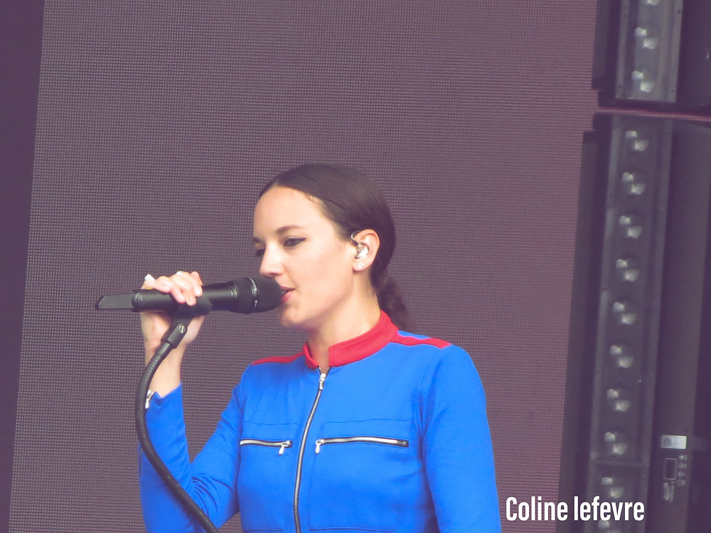 Jain au Lolla paris crédit Coline Lefevre