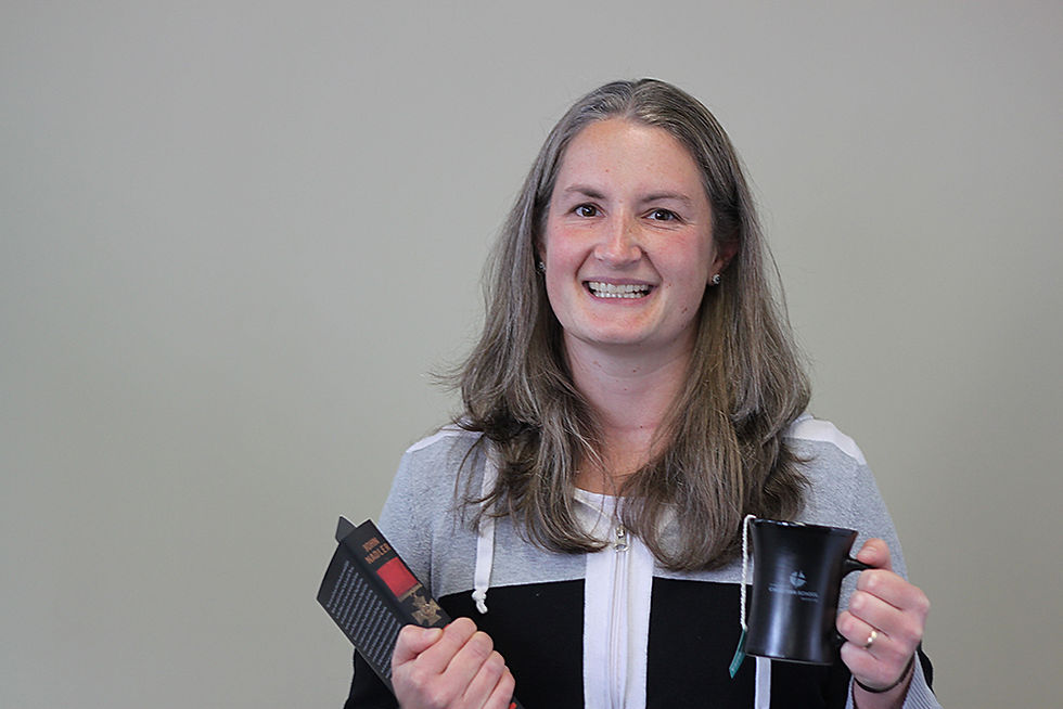Kari Avery • Library / Teacher