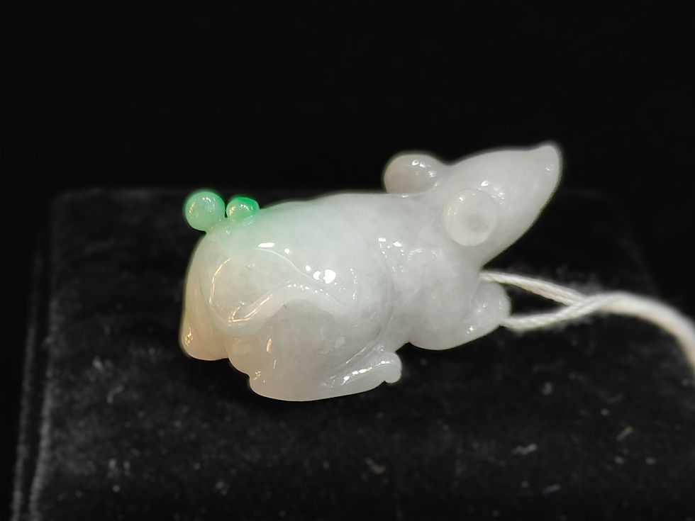 Thumbnail: Type 'A' Jadeite White-Base Emerald Green Spot Jade Rat 翡翠A货白底翠绿点老鼠 - YP11161890