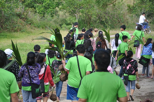 Tree Planting 2.jpg