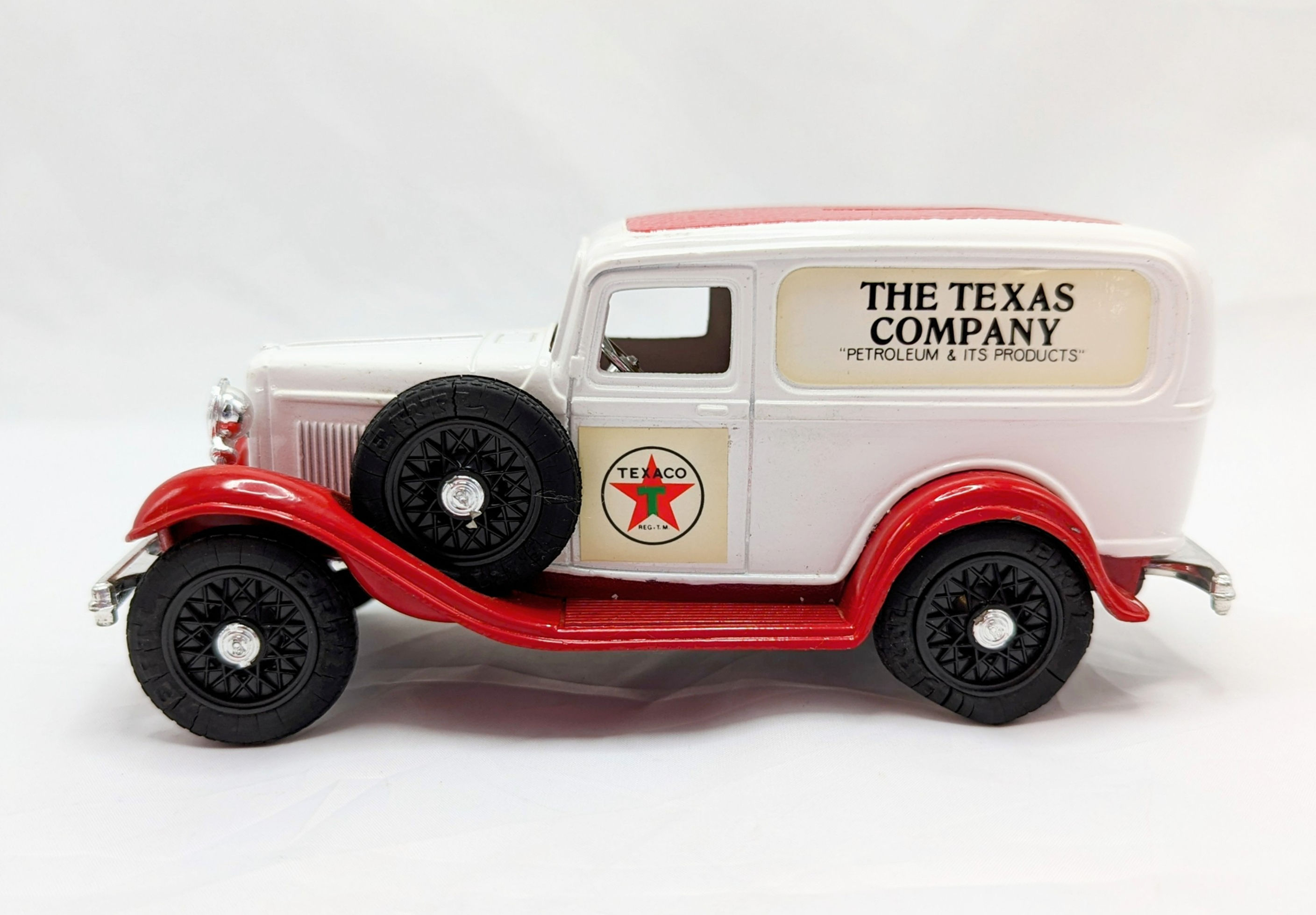 Vintage ERTL 1932 Ford Delivery Van The Texas Company Diecast Bank