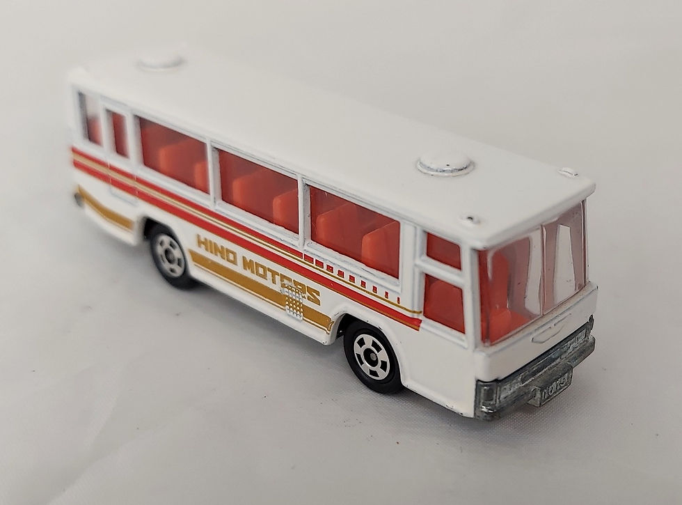 Vintage Tomy Tomica Pocket Cars #41 Hino Motors Rainbow Skeleton Bus Japan