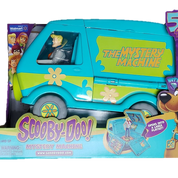 Exclusive Scooby Doo Mystery Machine 50 Years w/ Fred Figure
