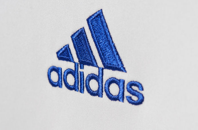 Thumbnail: Chelsea Away 15/16