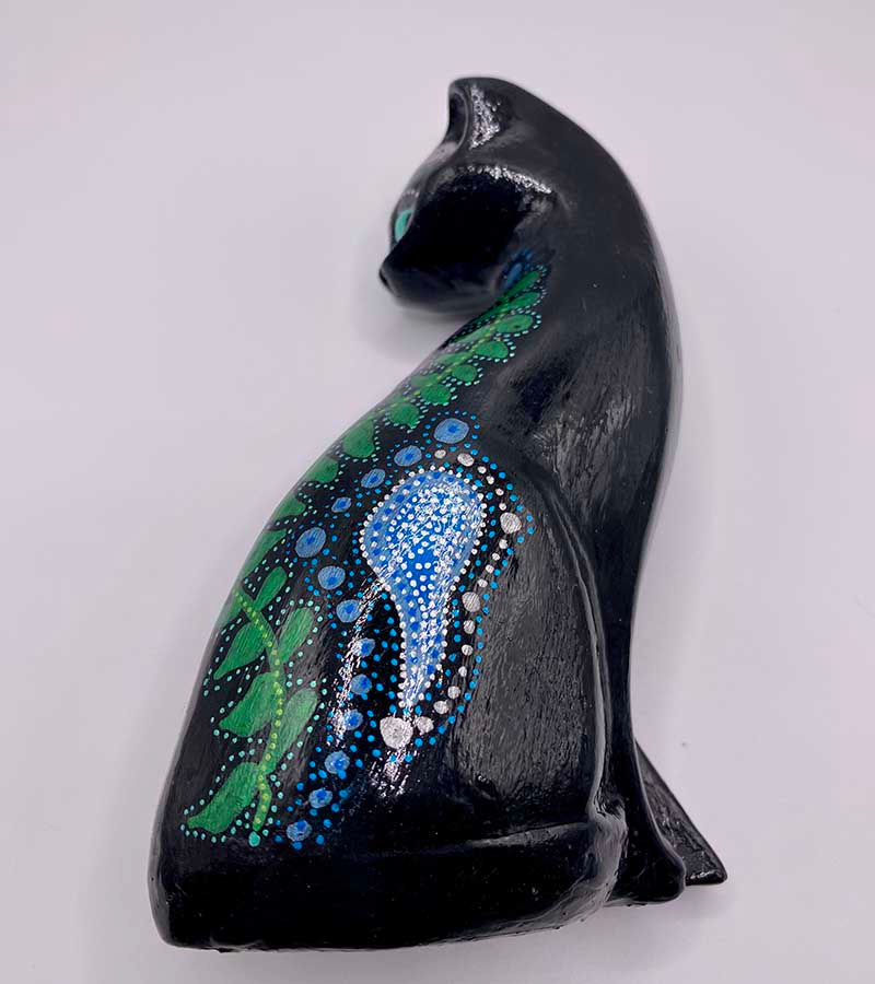Thumbnail: resin cat gift