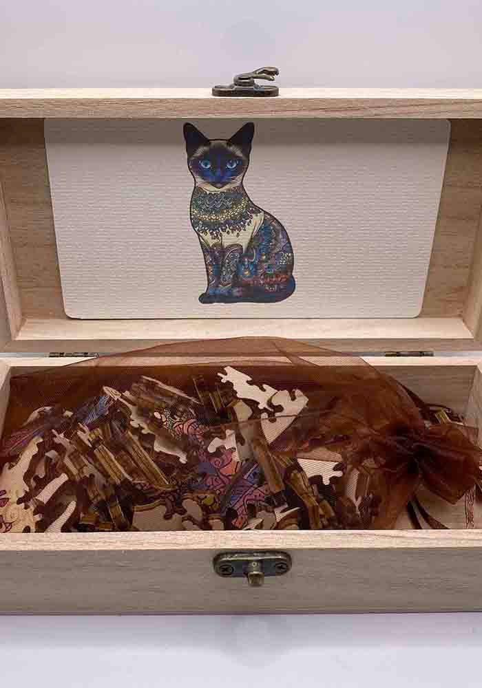 natural wooden boxed cat jigsaw puzzle