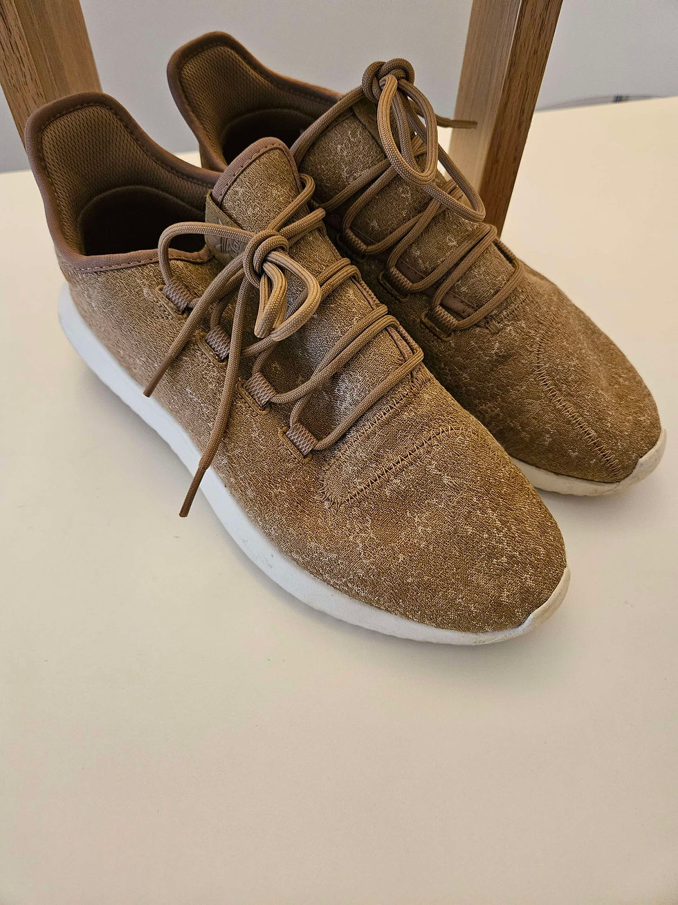 Thumbnail: Adidas Tublar Original Trainers Tan UK Size 9 