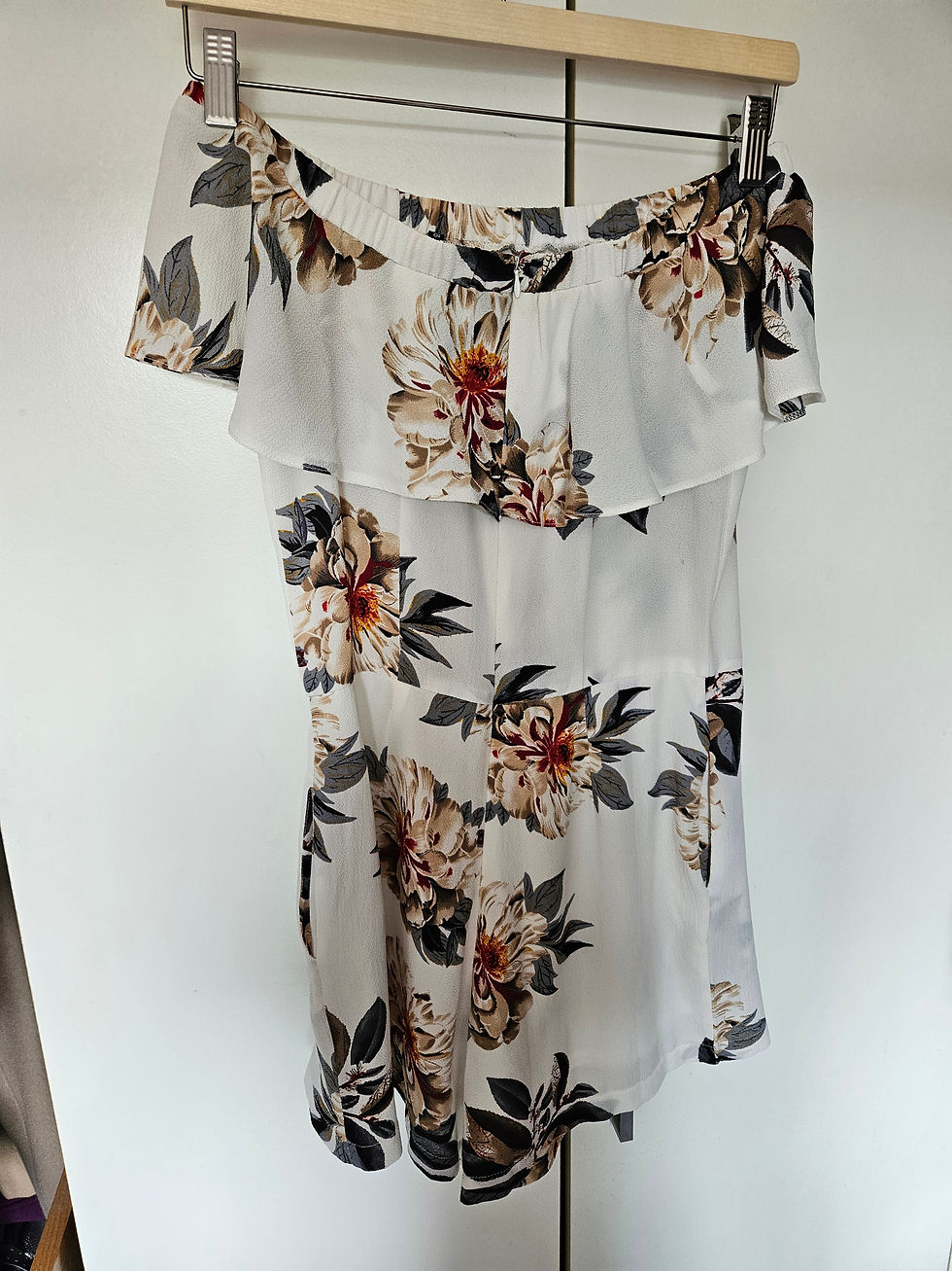 Thumbnail: Cameo Rose Off the Shoulder Jumpsuit Shorts UK Size 10