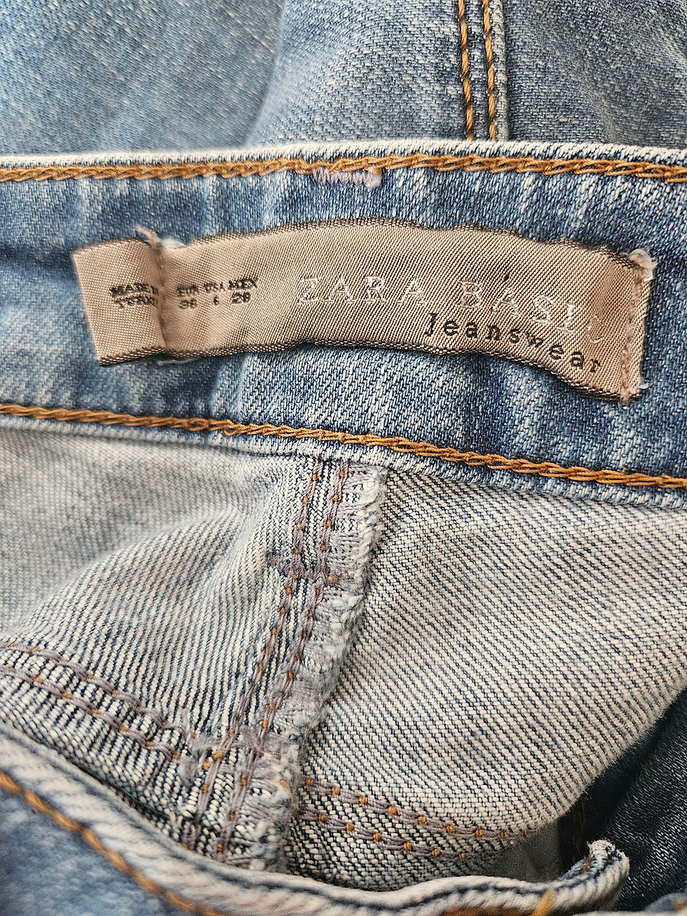 Thumbnail: Zara Straight Leg Jeans UK Size 10 28"