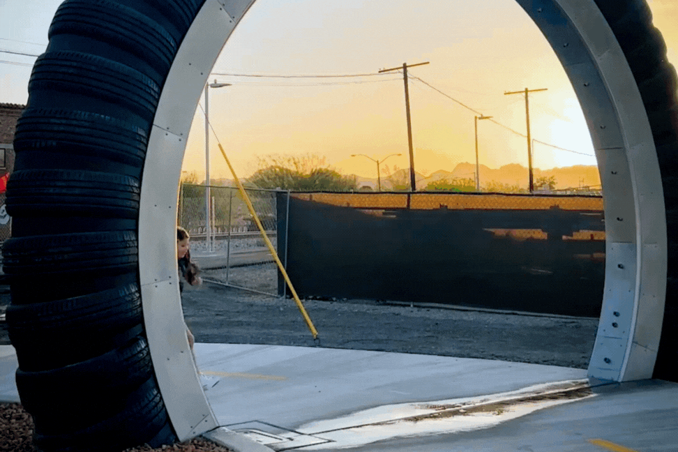 TWW Gif (2).gif