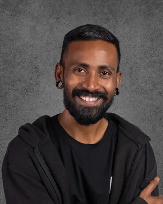 Sachin Thokal, expert in neo-traditional and line art tattoos in Mumbai