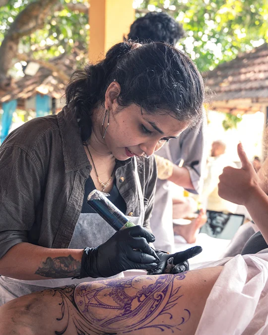 sneha patel at Aliens Tattoo
