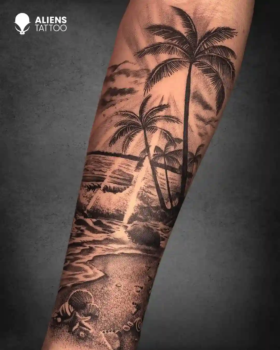 Travel sleeve Tattoo