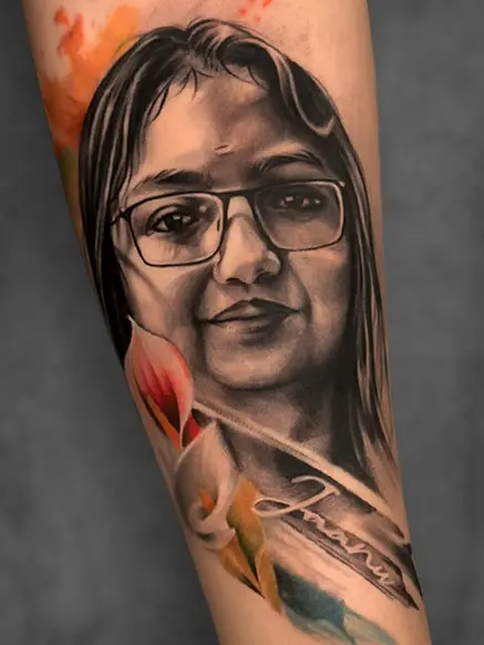 Realistic Women Potrait Tattoo