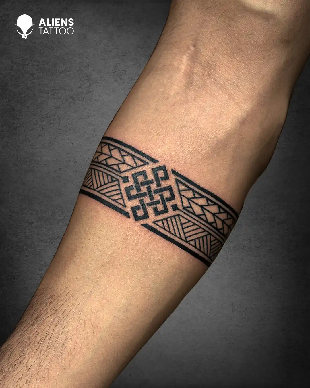 Tribal Armband Tattoo